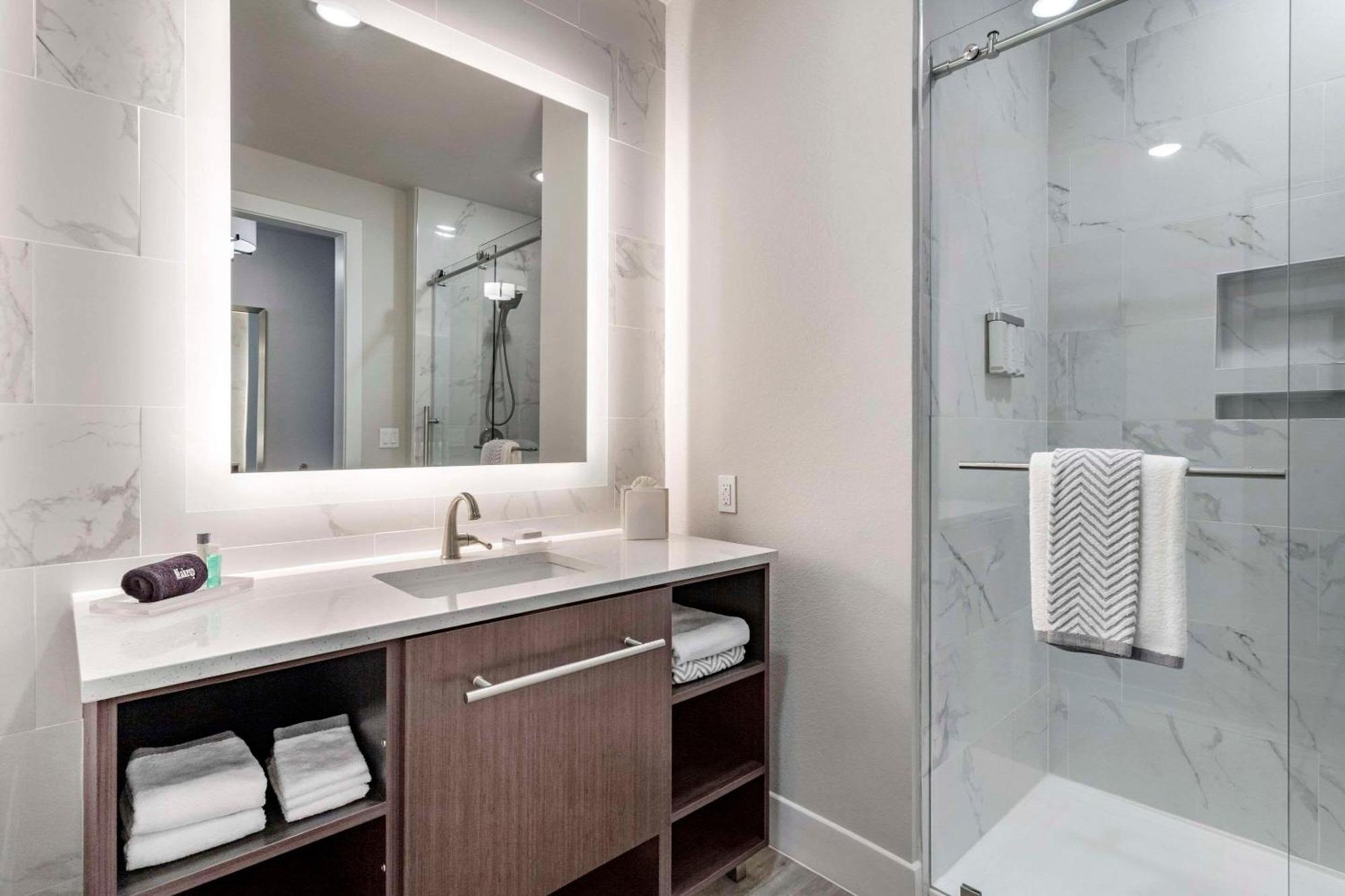 Cambria Hotel Austin Uptown Near The Domain Kültér fotó