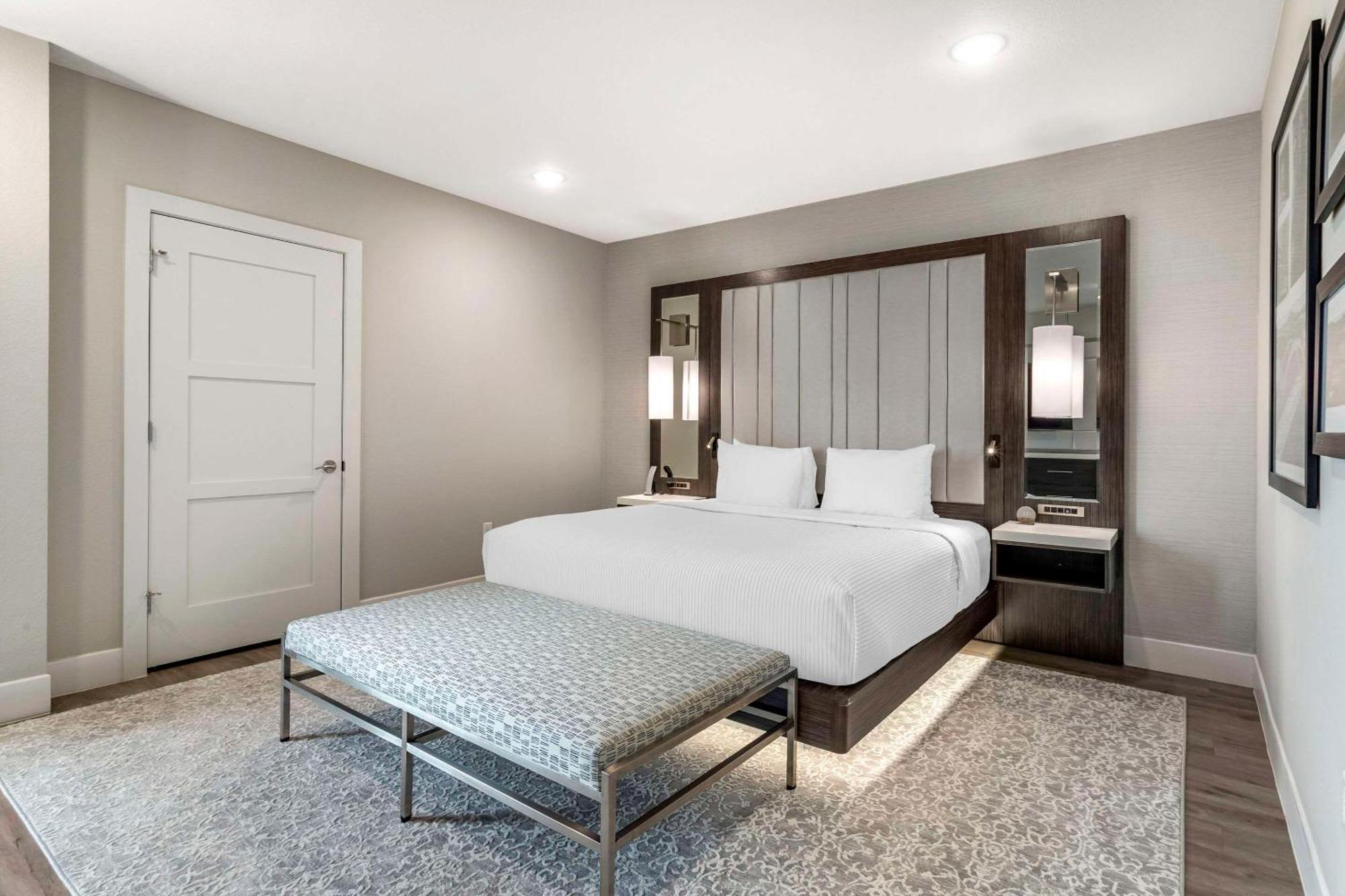 Cambria Hotel Austin Uptown Near The Domain Kültér fotó